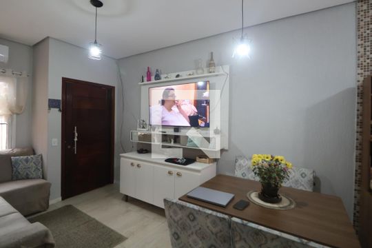 Sala de casa para alugar com 3 quartos, 73m² em Centro, Canoas