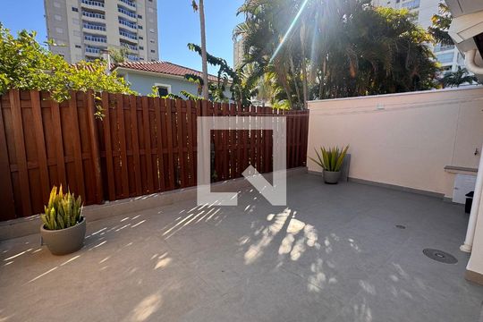 Quintal de casa de condomínio à venda com 3 quartos, 132m² em Jardim Nova Europa, Campinas
