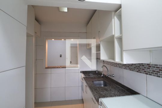 Cozinha e Área de Serviço de apartamento à venda com 2 quartos, 40m² em Guajuviras, Canoas