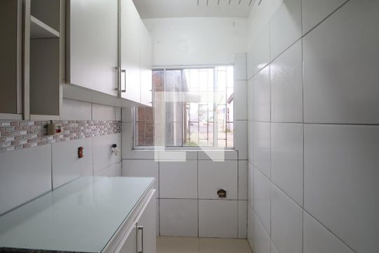 Cozinha e Área de Serviço de apartamento à venda com 2 quartos, 40m² em Guajuviras, Canoas