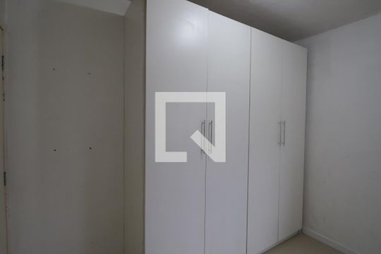 Quarto 1 de apartamento à venda com 2 quartos, 40m² em Guajuviras, Canoas