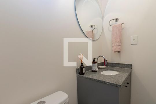 Banheiro de kitnet/studio à venda com 1 quarto, 27m² em Campo Belo, São Paulo