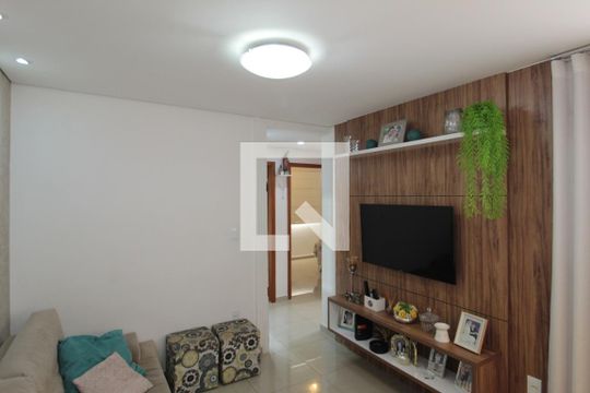 Sala de apartamento para alugar com 3 quartos, 65m² em Rio Branco, Belo Horizonte