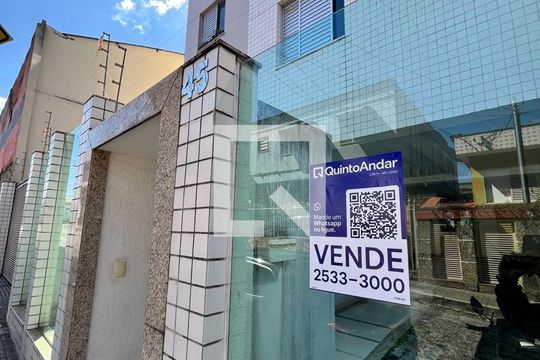 Placa de apartamento à venda com 3 quartos, 81m² em Carlos Prates, Belo Horizonte