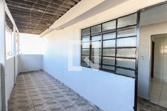Varanda de casa para alugar com 3 quartos, 100m² em Parque Guarani, São Paulo