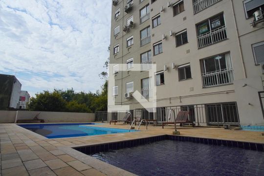 Área comum - Piscina de apartamento para alugar com 2 quartos, 50m² em Jardim Itu, Porto Alegre