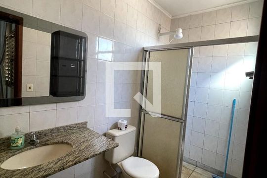 Banheiro 1 de apartamento para alugar com 3 quartos, 82m² em Parque Anhanguera, Ribeirão Preto