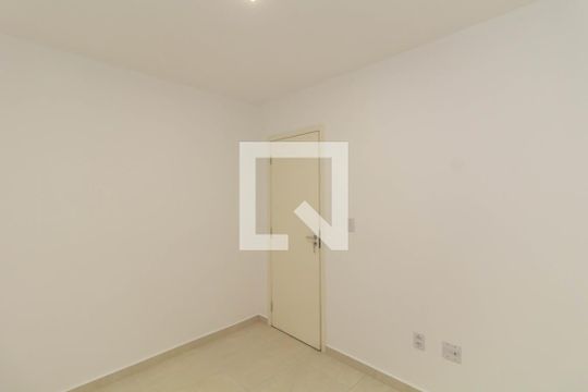 Quarto 2 de apartamento à venda com 2 quartos, 47m² em Vila Carmosina, São Paulo