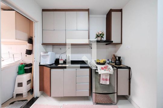 Sala/Cozinha de apartamento à venda com 2 quartos, 42m² em Vila Euthalia, São Paulo