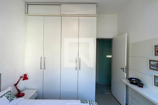 Quarto 1 de apartamento à venda com 3 quartos, 85m² em Ipanema, Rio de Janeiro
