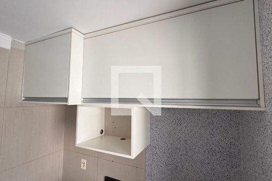 Cozinha de apartamento à venda com 2 quartos, 47m² em Jardim Anton Von Zuben, Campinas