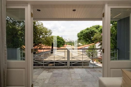 Casa à venda com 3 quartos, 290m² em Perdizes, São Paulo