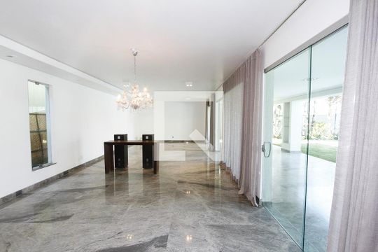 Sala de casa à venda com 5 quartos, 540m² em São Bento, Belo Horizonte