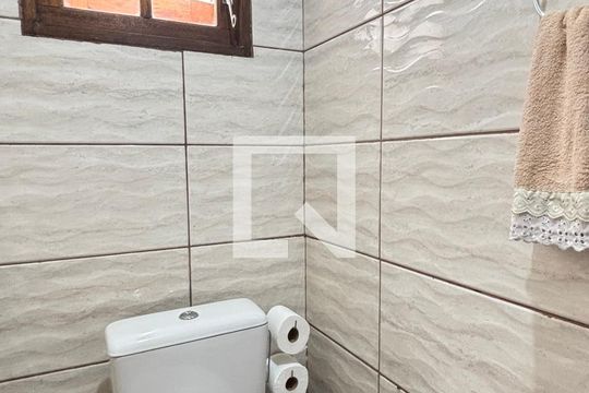Lavabo de casa à venda com 2 quartos, 178m² em Condomínio Maracanã, Santo André