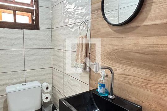 Lavabo de casa à venda com 2 quartos, 178m² em Condomínio Maracanã, Santo André