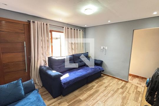 Sala de casa à venda com 2 quartos, 178m² em Condomínio Maracanã, Santo André