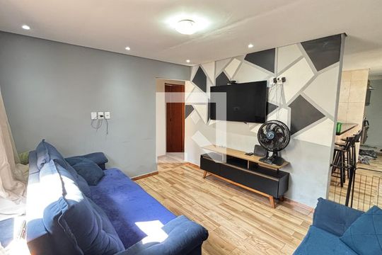 Sala de casa à venda com 2 quartos, 178m² em Condomínio Maracanã, Santo André