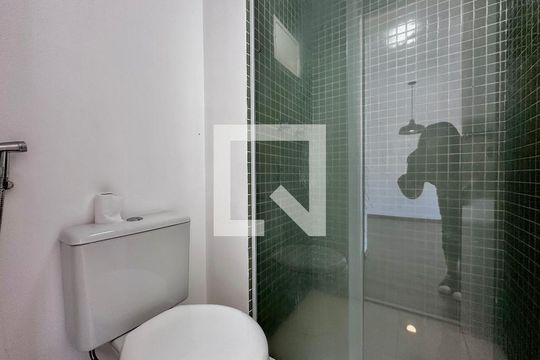 Banheiro  de apartamento à venda com 1 quarto, 48m² em Brooklin, São Paulo