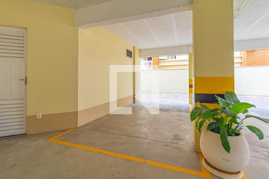 Garagem de apartamento para alugar com 2 quartos, 81m² em Centro, Canoas