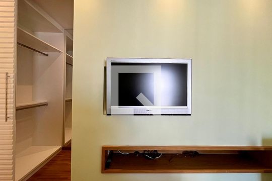 Suíte de apartamento para alugar com 2 quartos, 115m² em Cerqueira César, São Paulo