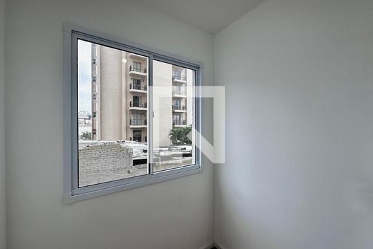 Quarto 1 de apartamento para alugar com 2 quartos, 30m² em Vila das Belezas, São Paulo