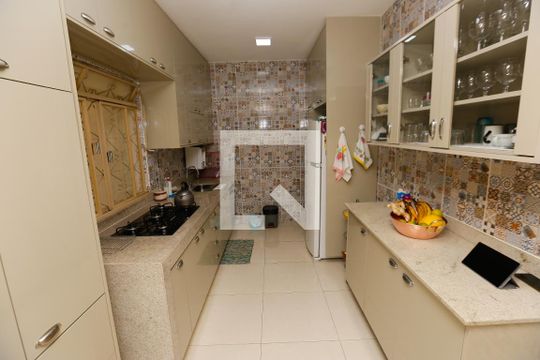 Cozinha de casa à venda com 5 quartos, 336m² em Miramar (barreiro), Belo Horizonte