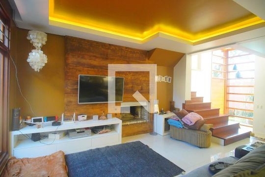 Sala de casa à venda com 5 quartos, 350m² em Morro do Espelho, São Leopoldo