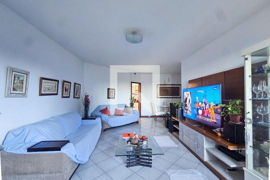 Apartamento para alugar com 3 quartos, 120m² em Rio Vermelho, Salvador
