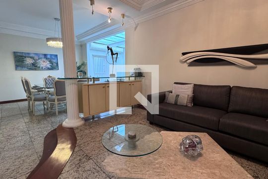 Sala de casa à venda com 6 quartos, 334m² em Jardim Nova Europa, Campinas