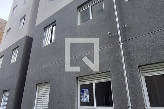 placa de apartamento para alugar com 2 quartos, 40m² em Vila Progresso (zona Leste), São Paulo