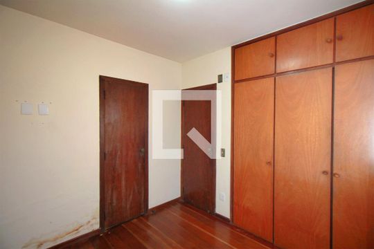 Suite de apartamento para alugar com 3 quartos, 90m² em Centro, Belo Horizonte