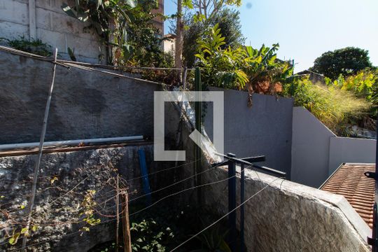 Vista da Suíte 3 de casa à venda com 5 quartos, 200m² em Vila José Iório, Campinas