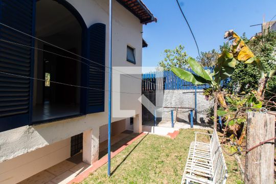 Área Externa de casa à venda com 5 quartos, 200m² em Vila José Iório, Campinas