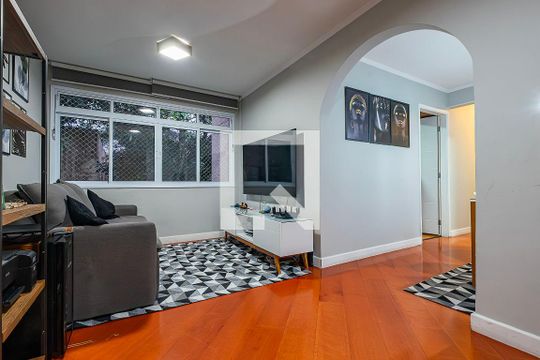 Apartamento para alugar com 3 quartos, 77m² em Alto de Pinheiros, São Paulo