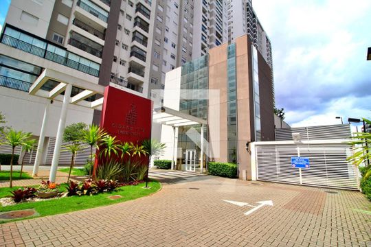 Fachada de apartamento à venda com 3 quartos, 72m² em Campestre, Santo André