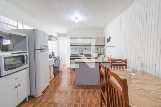 Sala/Cozinha de casa à venda com 3 quartos, 231m² em Santa Tereza, Porto Alegre