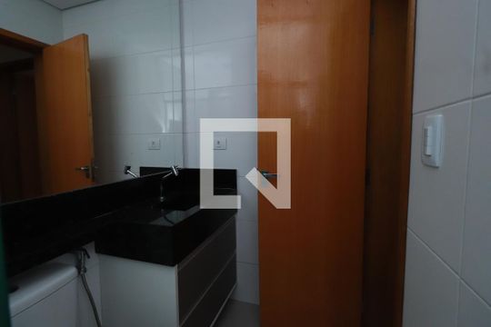 Banheiro de apartamento para alugar com 2 quartos, 69m² em Penha de França, São Paulo
