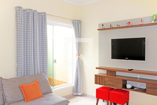Sala de casa para alugar com 2 quartos, 120m² em Jardim dos Manacas, Valinhos