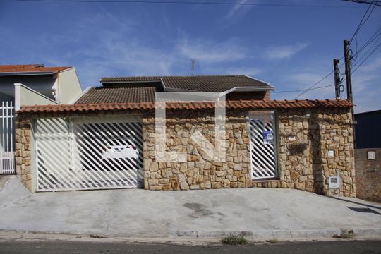 Fachada de casa para alugar com 2 quartos, 120m² em Jardim dos Manacas, Valinhos