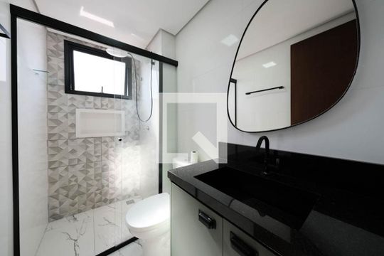 Banheiro de apartamento à venda com 2 quartos, 59m² em Vila Ré, São Paulo