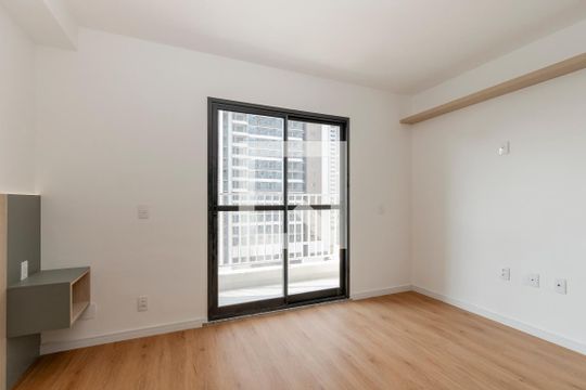 Studio de kitnet/studio para alugar com 1 quarto, 27m² em Santo Amaro, São Paulo