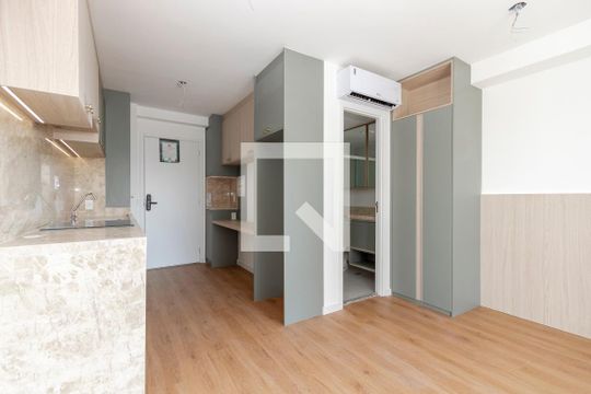 Studio de kitnet/studio à venda com 1 quarto, 27m² em Santo Amaro, São Paulo