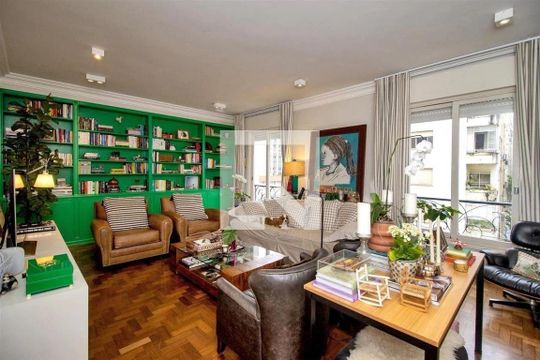 Apartamento para alugar com 3 quartos, 187m² em Cerqueira César, São Paulo