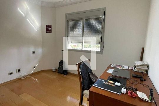 Apartamento à venda com 4 quartos, 247m² em Jardim Avelino, São Paulo