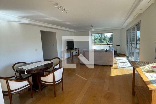 Apartamento à venda com 4 quartos, 247m² em Jardim Avelino, São Paulo