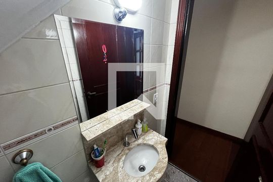 Lavabo de casa à venda com 3 quartos, 177m² em Jardim Primavera, São Paulo