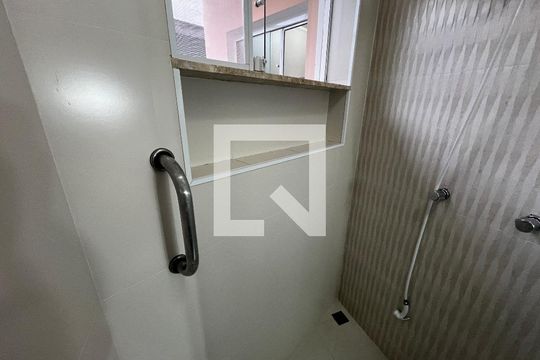 Banheiro da Suíte 2 de casa à venda com 3 quartos, 177m² em Jardim Primavera, São Paulo