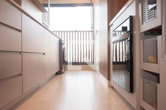 Cozinha de apartamento à venda com 2 quartos, 70m² em Vila Clementino, São Paulo