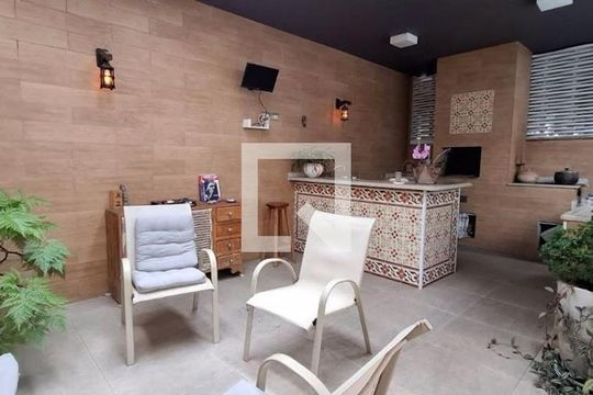Casa à venda com 3 quartos, 155m² em Jardim Colombo, São Paulo