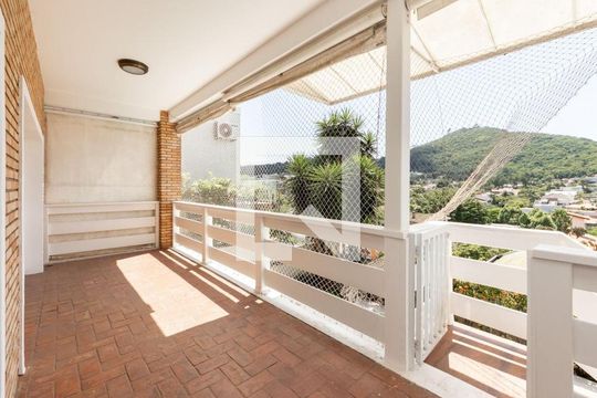 Casa à venda com 4 quartos, 460m² em Alphaville, Santana de Parnaíba